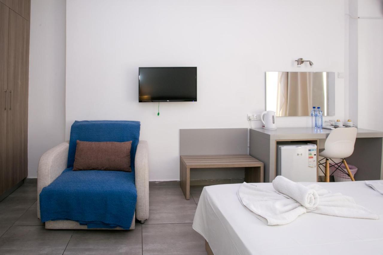 Flora Maria Hotel Ayia Napa Bagian luar foto